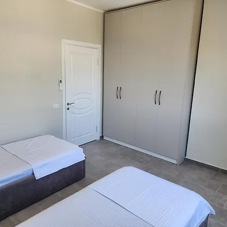 Meteor Apartments Golem * 골렘