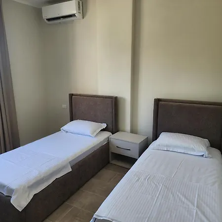Meteor Apartments Golem 골렘